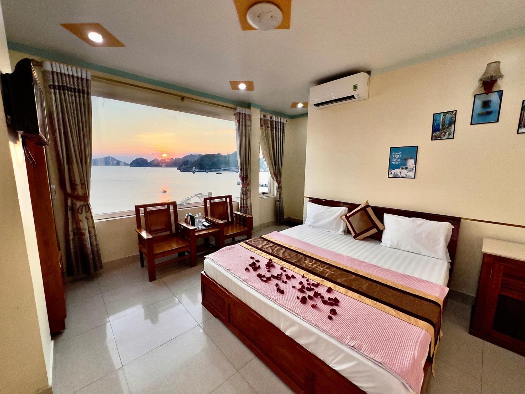 Manh Vuong Hotel Catba Dong Khe Sau Exteriér fotografie